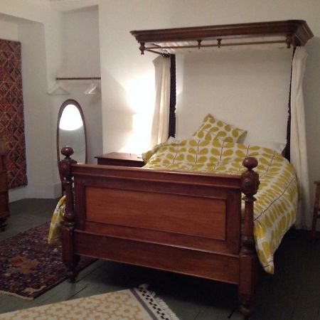 8A Spring Gardens Hotel Haverfordwest Luaran gambar