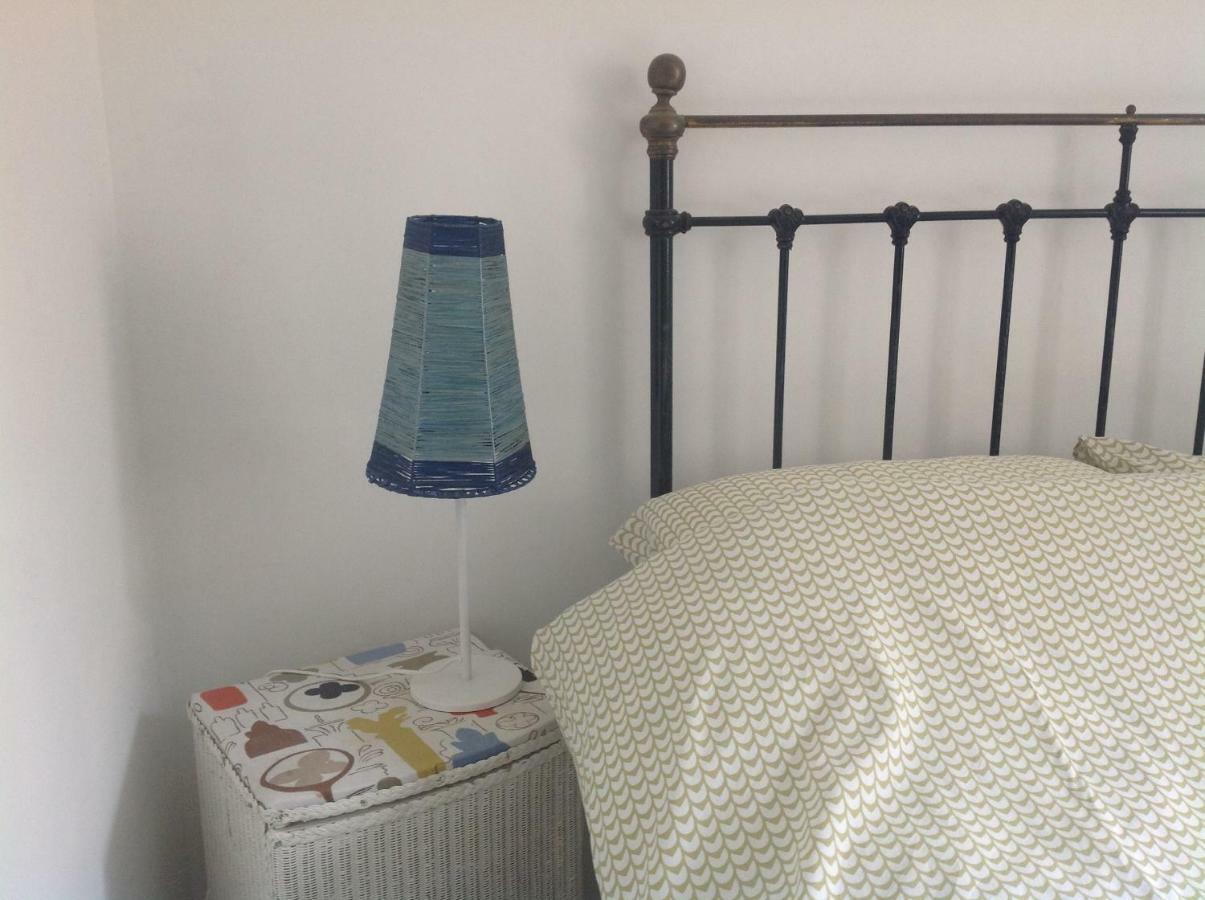 8A Spring Gardens Hotel Haverfordwest Luaran gambar